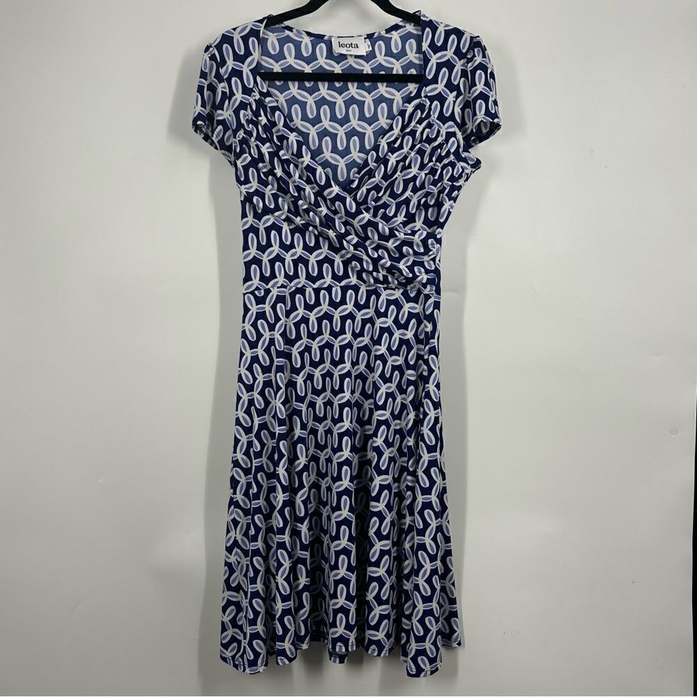 LEOTA Women's Geometric Printed Short Sleeve Faux Wrap Dress sz M